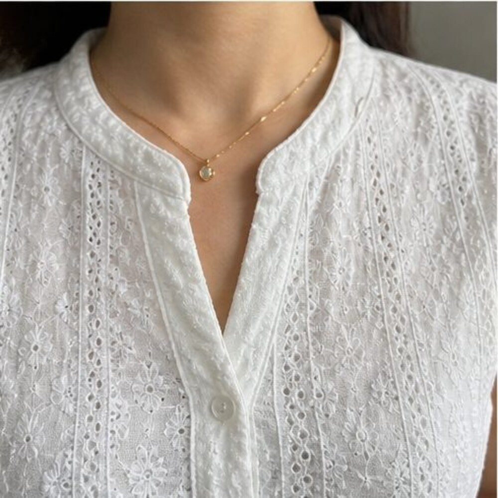 White Button Blouse - Picture 4 of 6